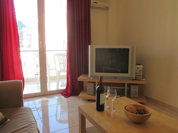 Kalarion Apartment with Sunny View Free transfer