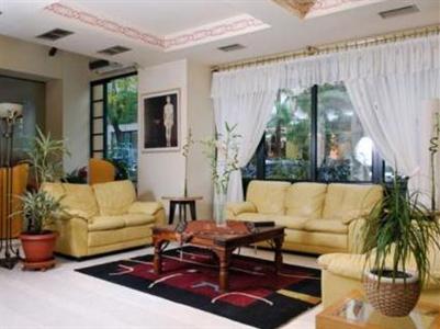Hotel Kinissi Palace