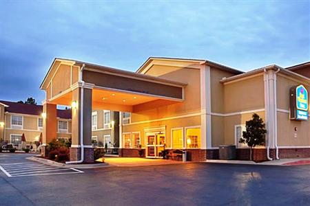 BEST WESTERN PLUS Sherwood Inn & Suites