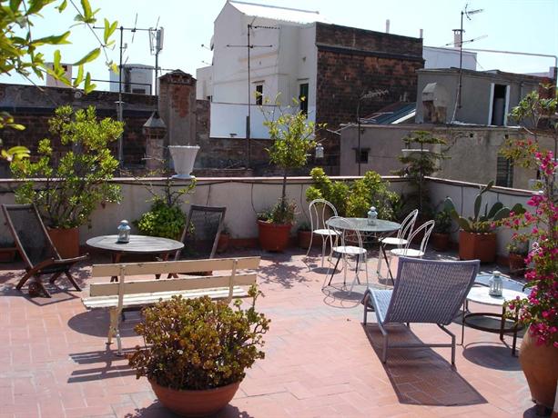 Apartamentos El Pintor