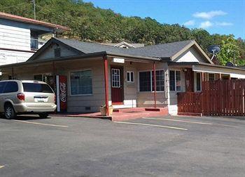 Casa Loma Motel