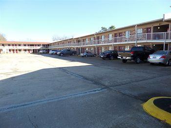 Economy Inn Russellville