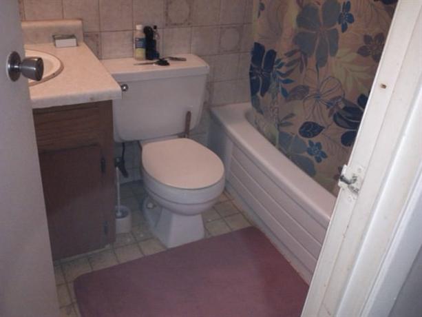 Homestay in Halifax near Fairview Cemetery