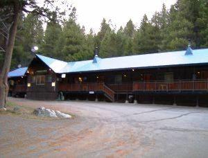 Tamarack Motor Lodge