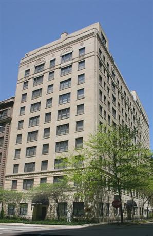 DeWitt Place Apartment Chicago