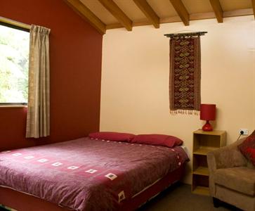 Te Nikau Retreat
