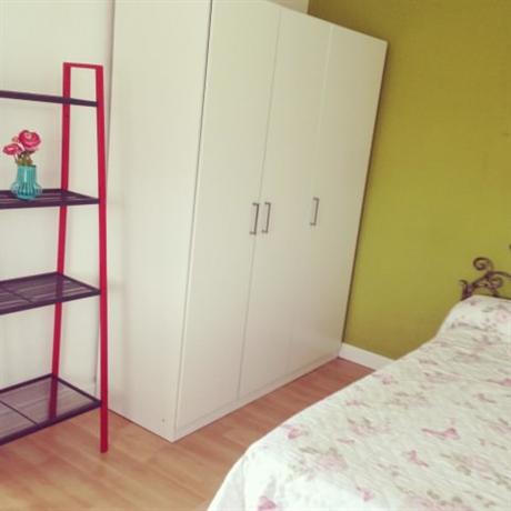 Homestay in Puerta del Angel near Alto de Extremadura Station