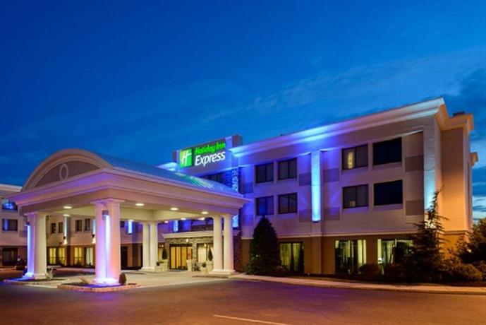 Holiday Inn Express Philadelphia NE - Bensalem