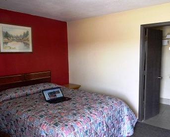 Interstate Inn Express