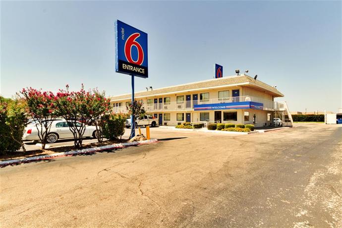 Motel 6 Dallas Irving