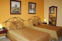 E Plaza Hotel