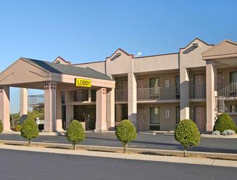 Super 8 Motel Mall Clarksville Tennessee