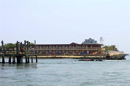 Oceanic Motel