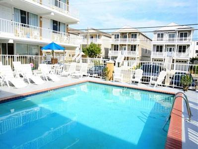 Esplanade Suites