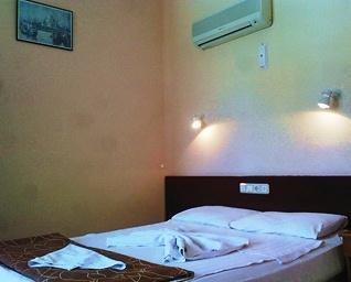 Aside Hotel