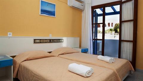 Ikaros Hotel Karterados