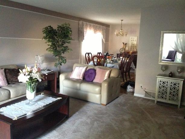 Homestay in South Edmonton near Phoenix Gymnastics Centre