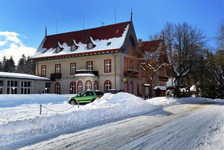 Hotel Mezni Louka